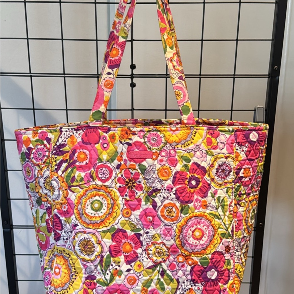 Vera Bradley Large Tote - Never Used!